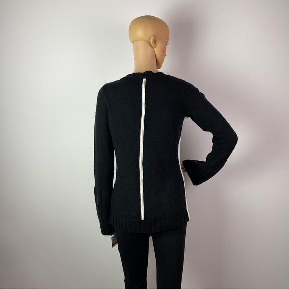 Black and White Side Slit Cable Knit Sweater - Picture 6 of 14